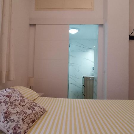 Ole Playa 5A Beach Front - A Pie De Playa, Sea Views - Vistas Al Mar, Puerto Marina Беналмадена Екстериор снимка