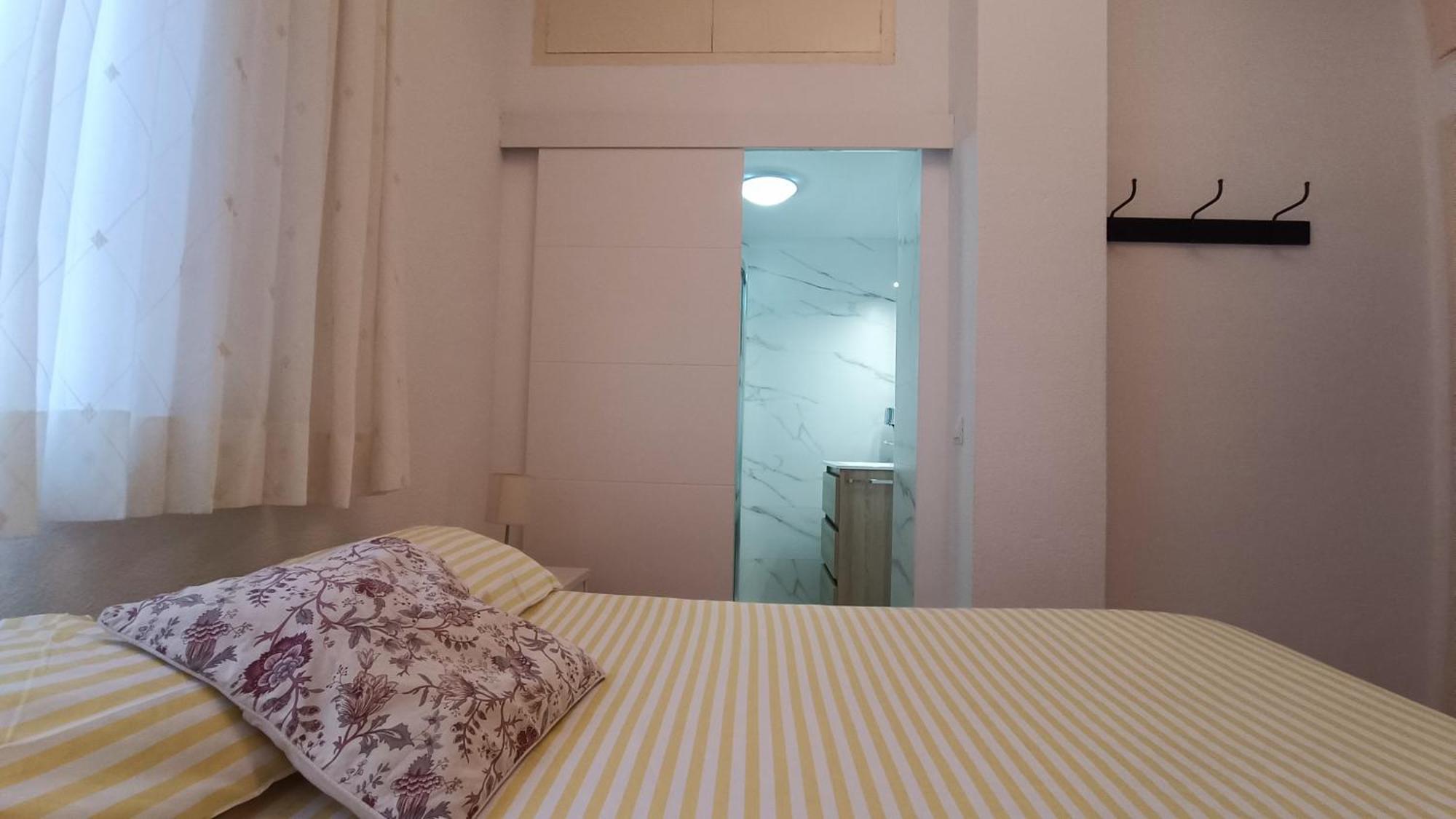Ole Playa 5A Beach Front - A Pie De Playa, Sea Views - Vistas Al Mar, Puerto Marina Беналмадена Екстериор снимка